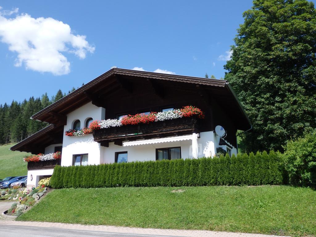 Haus Ratgeb Apartment Filzmoos Exterior photo
